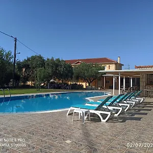 stamatia-studios-kefalonia.kefaloniahotels.net/