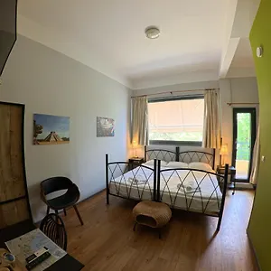 rentrooms-thessaloniki.hotels-of-thessaloniki.com/